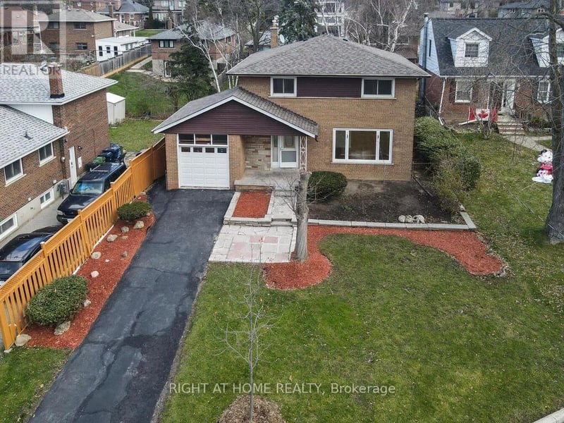 9 Allister Avenue, Toronto (Cliffcrest), Ontario, M1M3K7, Toronto (Cliffcrest), Ontario — photo 1 of 5