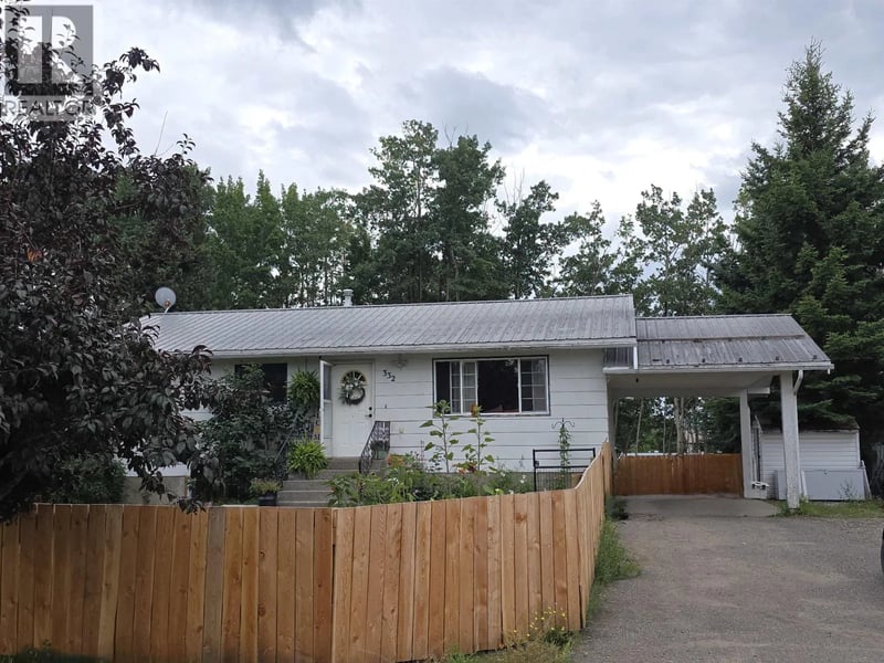 332 VANDERVIEW Drive, Vanderhoof, British Columbia, V0J3A2, Vanderhoof, British Columbia — photo 1 of 5