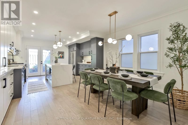 110 Castlefield Avenue, Toronto (Yonge-Eglinton), Ontario, M4R1G4, Toronto (Yonge-Eglinton), Ontario — photo 1 of 5
