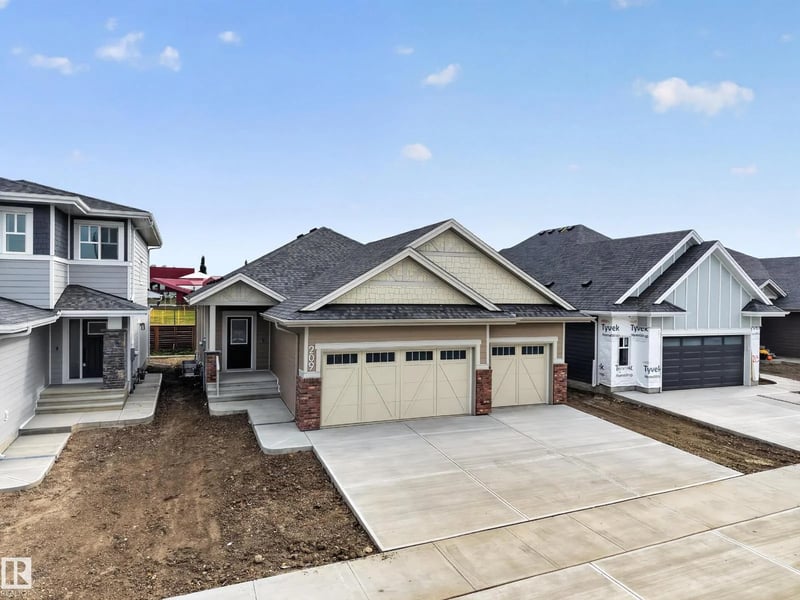 209 HAMPSHIRE, Sherwood Park, Alberta, T8B0C7, Sherwood Park, Alberta — photo 1 of 5