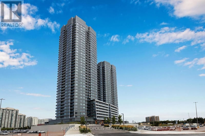 #2504 30 Upper Mall Way, Vaughan (Brownridge), Ontario, L4J0L7, Vaughan (Brownridge), Ontario — photo 1 of 5