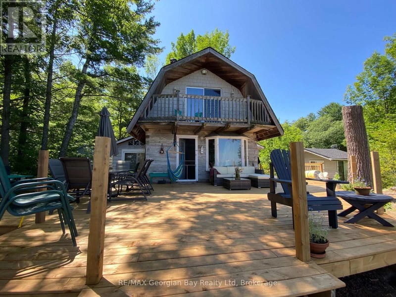 681 Mkade Kegwin Miikan Road, Christian Island 30 (Beausoleil First Nation), Ontario, L9M0A9, Christian Island 30 (Beausoleil First Nation), Ontario — photo 1 of 5