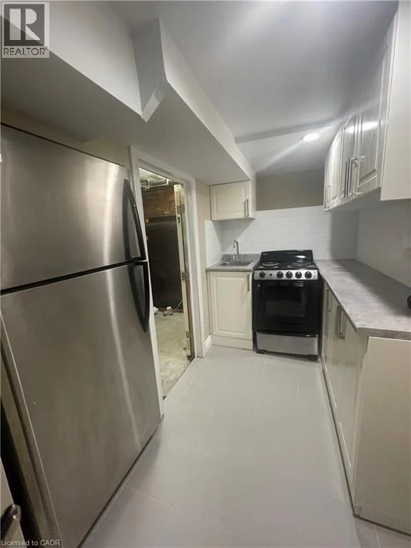 #2 LOWER 73 BARNESDALE Boulevard, Hamilton, Ontario, L8M2V5, Hamilton, Ontario — photo 1 of 5