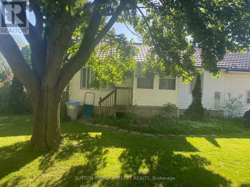 9 Prince Albert Street, Middlesex Centre (Delaware Town), Ontario, N0L1E0, Middlesex Centre (Delaware Town), Ontario — photo 1 of 5