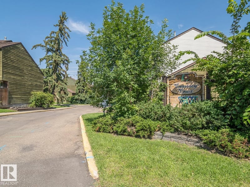 #No 510 ABBOTTSFIELD RD NW NW, Edmonton, Alberta, T5W4R3, Edmonton, Alberta — photo 1 of 5