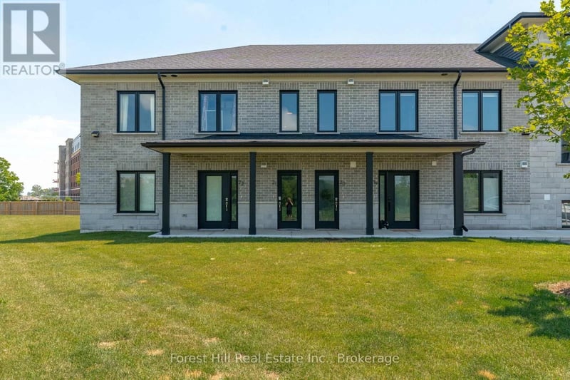 #21 3202 VIVIAN Line, Stratford, Ontario, N5A0K6, Stratford, Ontario — photo 1 of 5