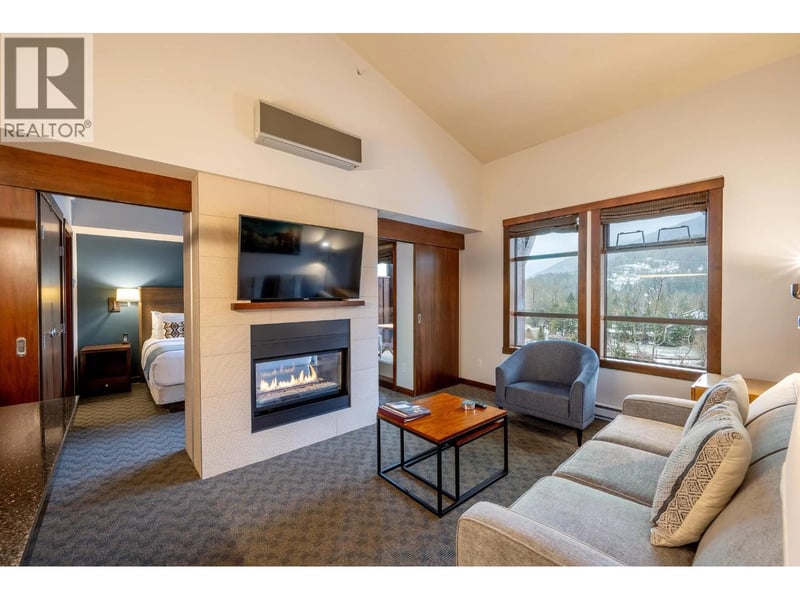#414A 2020 LONDON Lane, Whistler, British Columbia, V8E0B6, Whistler, British Columbia — photo 1 of 5