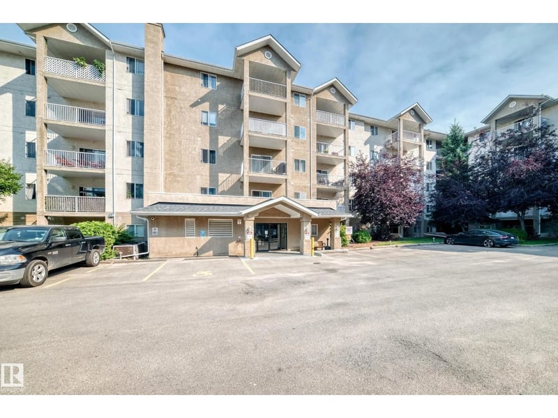 #218 10535 122 ST NW, Edmonton, Alberta, T5N4B7, Edmonton, Alberta — photo 1 of 5