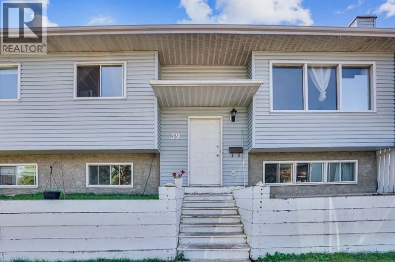 39 Ventura Road Northeast, Calgary, Alberta, T2E8G1, Calgary, Alberta — photo 1 of 5