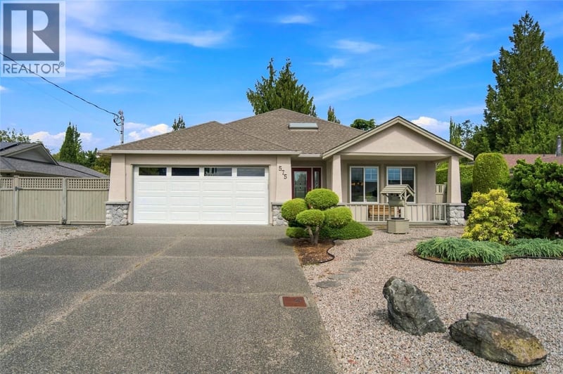 575 Panorama Place, Parksville, British Columbia, V9P1A4, Parksville, British Columbia — photo 1 of 5