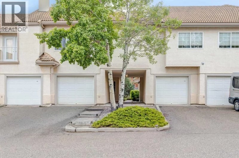 107 Patterson View Southwest, Calgary, Alberta, T3H3J9, Calgary, Alberta — photo 1 of 5