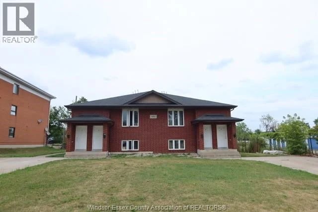 #4 680 CAMERON, Windsor, Ontario, N9B1Z1, Windsor, Ontario — photo 1 of 5