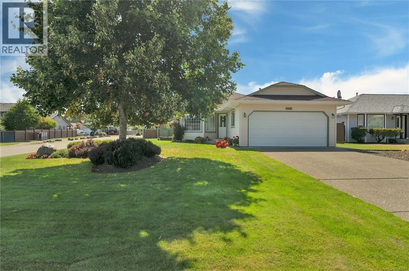 115 Colorado Drive, Campbell River, British Columbia, V9H1N2, Campbell River, British Columbia — photo 1 of 5