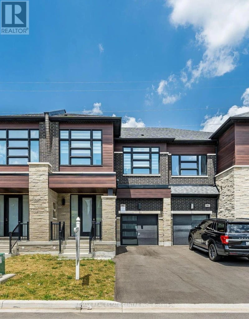 1062 Skyridge Boulevard, Pickering, Ontario, L1X0G5, Pickering, Ontario — photo 1 of 5