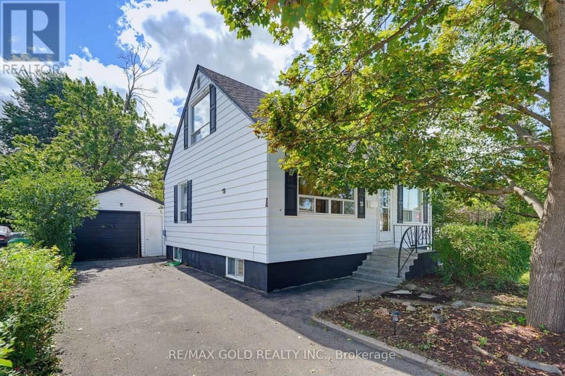 23 Pleasantview Avenue, Brampton (Brampton West), Ontario, L6X1W5, Brampton (Brampton West), Ontario — photo 1 of 5
