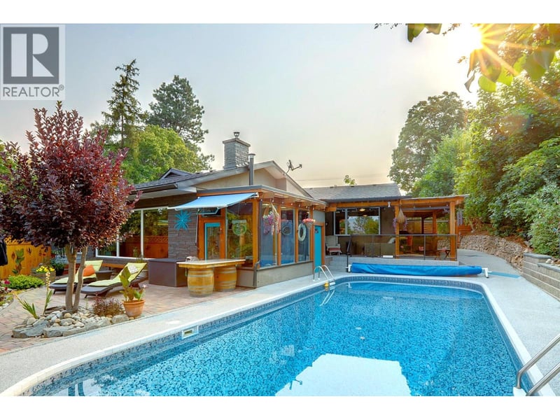 3006 22 Street, Vernon, British Columbia, V1T4H6, Vernon, British Columbia — photo 1 of 5