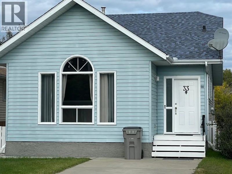 33 Graham Road, Whitecourt, Alberta, T7S1B7, Whitecourt, Alberta — photo 1 of 5