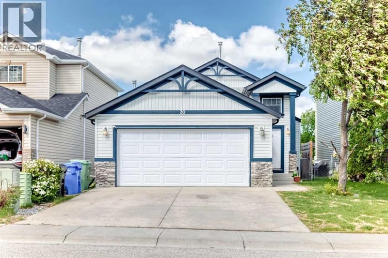 30 Covehaven View Northeast, Calgary, Alberta, T3R1S6, Calgary, Alberta — photo 1 of 5