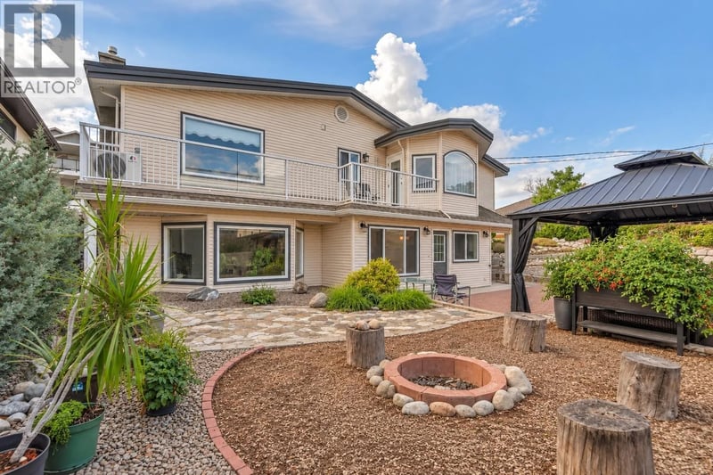 6764 Lakeside Drive, Oliver, British Columbia, V0H1T4, Oliver, British Columbia — photo 1 of 5
