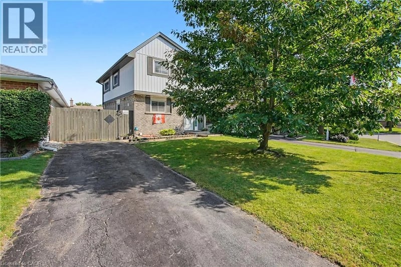 4 SEAFORTH Court, London, Ontario, N5V3L1, London, Ontario — photo 1 of 5