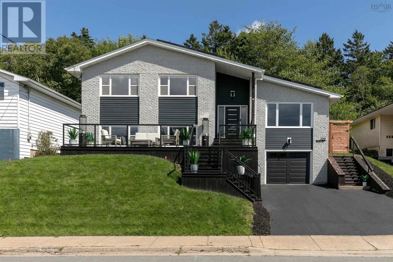 122 Regal Road, Dartmouth, Nova Scotia, B2W4H8, Dartmouth, Nova Scotia — photo 1 of 5