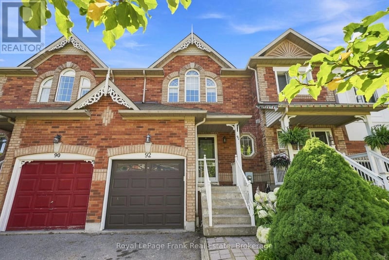 92 Tremount Street, Whitby (Brooklin), Ontario, L1M1G2, Whitby (Brooklin), Ontario — photo 1 of 5