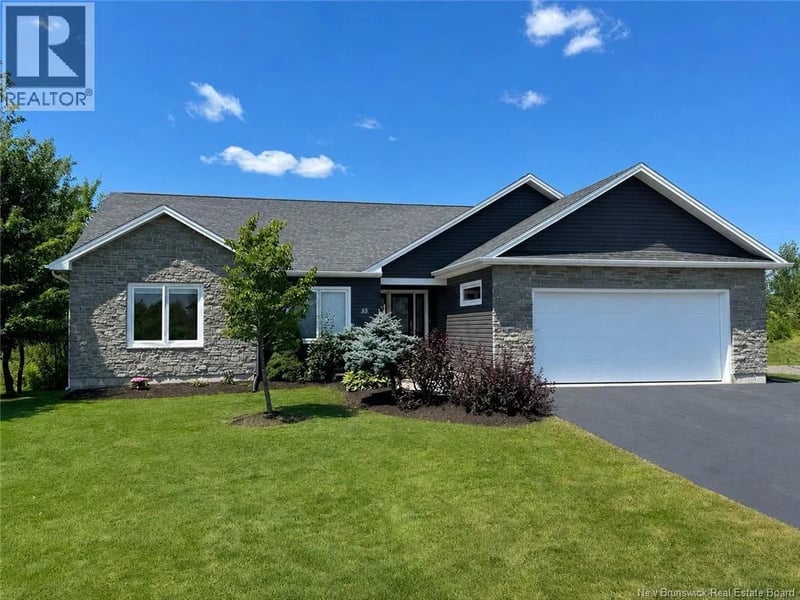 53 Abbott Court, Moncton, New Brunswick, E1E0C9, Moncton, New Brunswick — photo 1 of 5