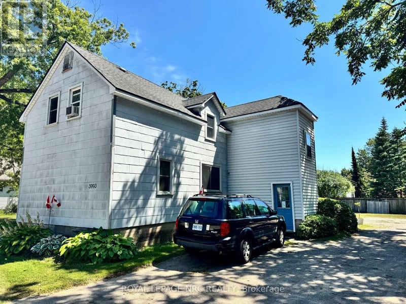 3993 Wellington Court, Fort Erie (Crystal Beach), Ontario, L0S1B0, Fort Erie (Crystal Beach), Ontario — photo 1 of 5