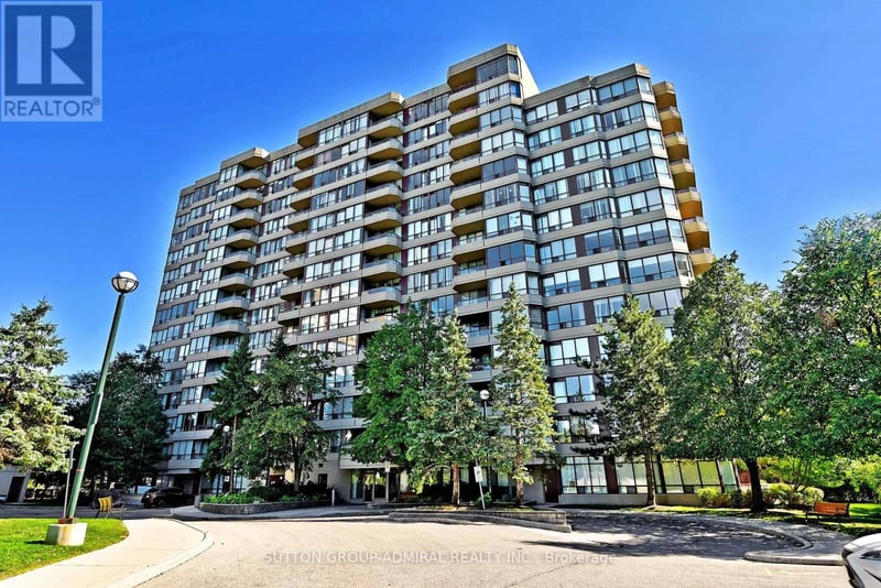 #203 91 Townsgate Drive, Vaughan (Crestwood-Springfarm-Yorkhill), Ontario, L4J8E8, Vaughan (Crestwood-Springfarm-Yorkhill), Ontario — photo 1 of 5