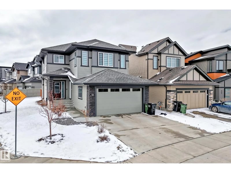 7035 CHIVERS LO SW, Edmonton, Alberta, T6W3Y7, Edmonton, Alberta — photo 1 of 5