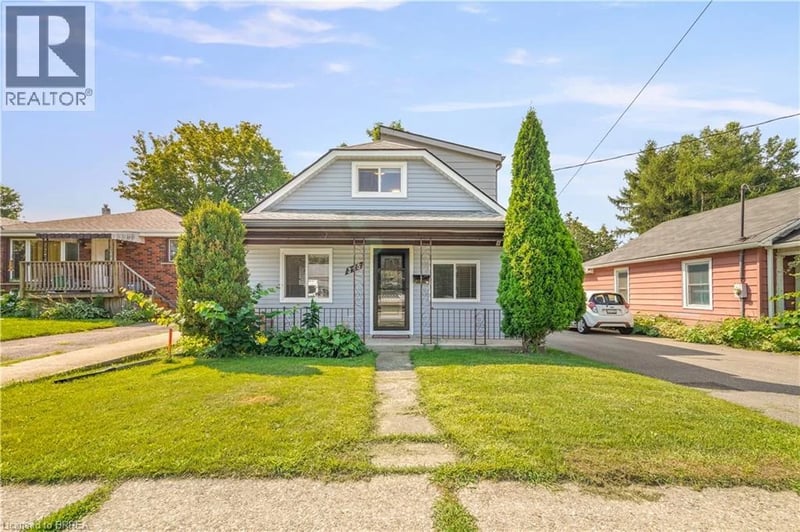 345 NELSON Street, Brantford, Ontario, N3S4E3, Brantford, Ontario — photo 1 of 5