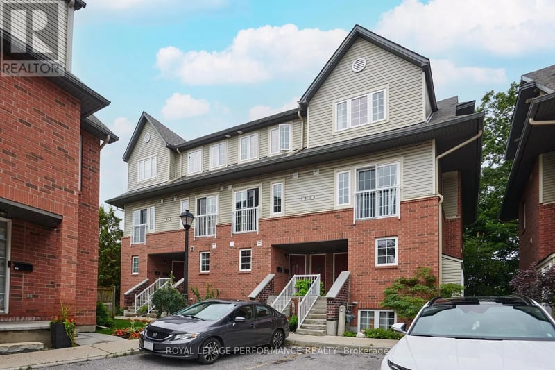 64 Mayflower Private, Ottawa, Ontario, K2B0A2, Ottawa, Ontario — photo 1 of 5