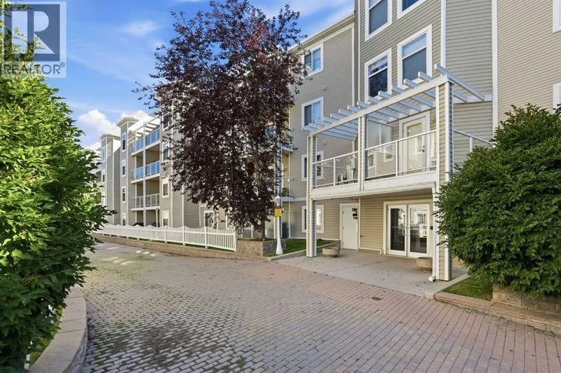 290 Shawville Way Southeast, Calgary, Alberta, t2y3z9, Calgary, Alberta — photo 1 of 5