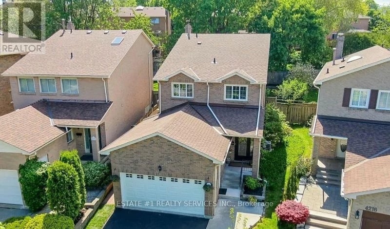 4212 Powderhorn Crescent, Mississauga (Erin Mills), Ontario, L5L3B9, Mississauga (Erin Mills), Ontario — photo 1 of 5