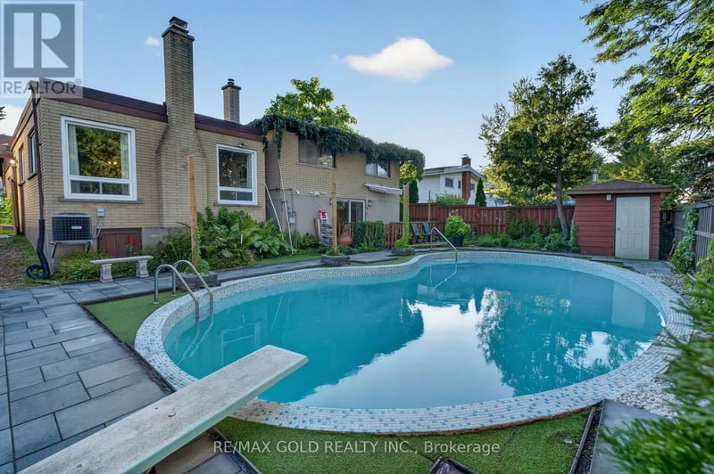 16 Monterey Road, Kitchener, Ontario, N2B1V3, Kitchener, Ontario — photo 1 of 5