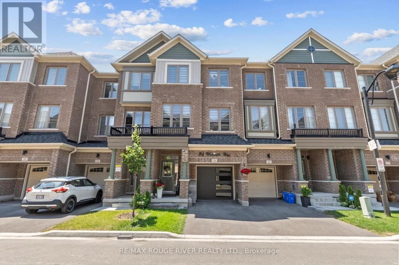 24 Waterside Way, Whitby (Port Whitby), Ontario, L1N0N1, Whitby (Port Whitby), Ontario — photo 1 of 5