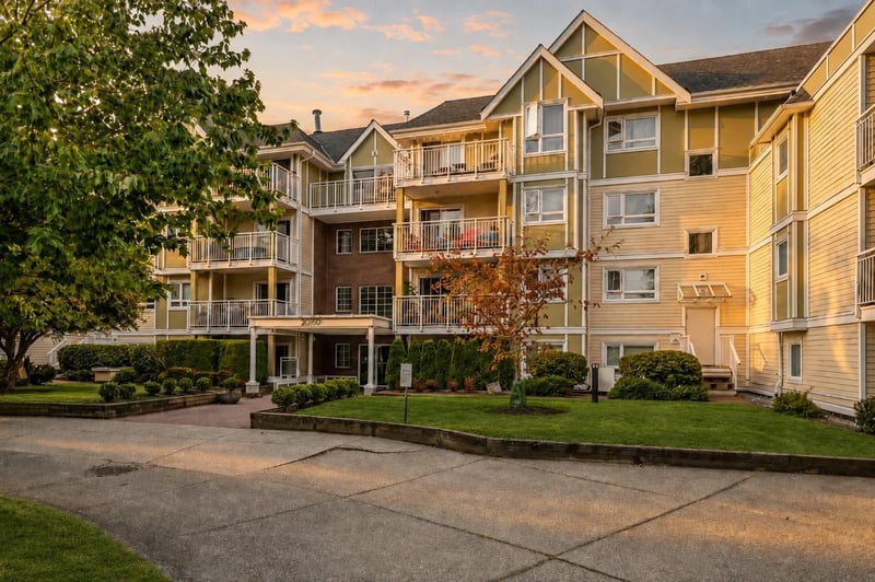 #108 20189 54 Avenue, Langley, British Columbia, V3A3W2, Langley, British Columbia — photo 1 of 5