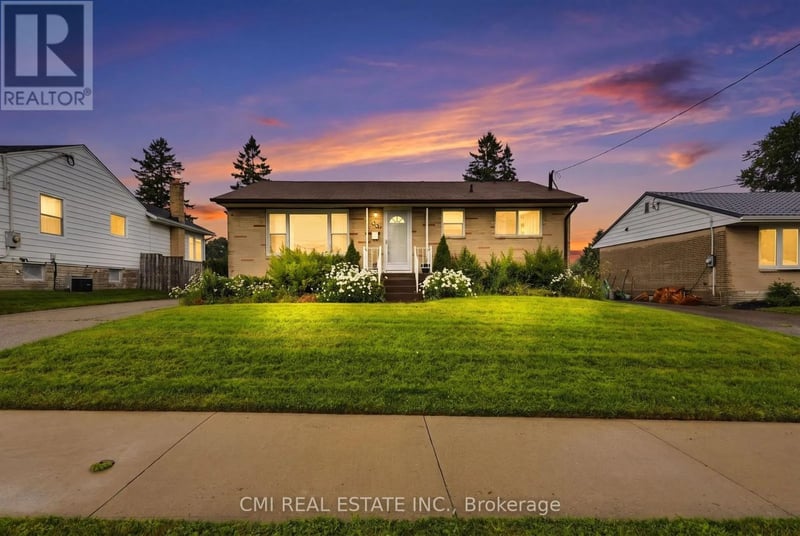 494 Annapolis Avenue, Oshawa (McLaughlin), Ontario, L1J2Y7, Oshawa (McLaughlin), Ontario — photo 1 of 5