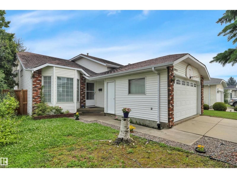 18920 78 AV NW, Edmonton, Alberta, T5T5H8, Edmonton, Alberta — photo 1 of 5
