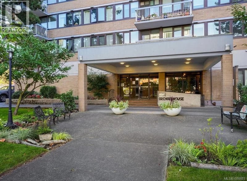 #408 647 Michigan Street, Victoria, British Columbia, V8V1S9, Victoria, British Columbia — photo 1 of 5