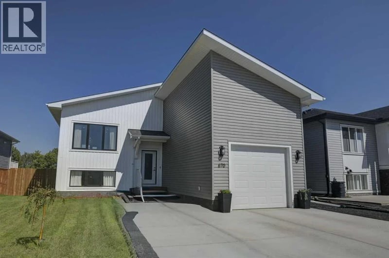 670 Anderson Close Northwest, Diamond Valley, Alberta, T0L2A0, Diamond Valley, Alberta — photo 1 of 5