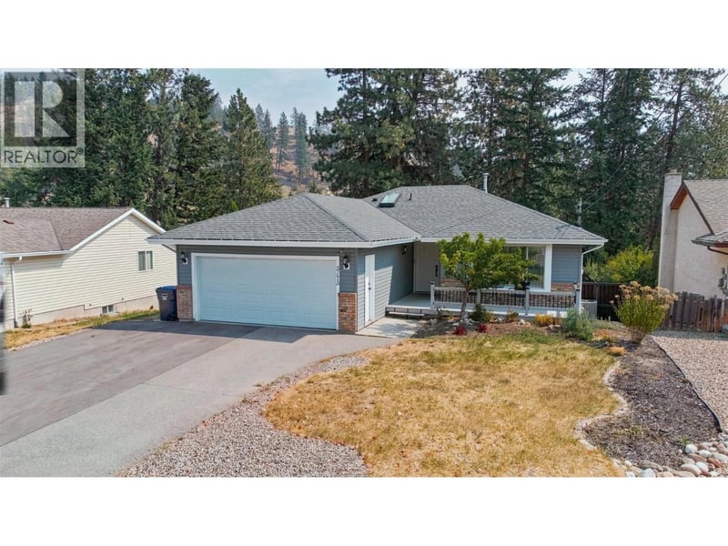 3173 Coventry Crescent, West Kelowna, British Columbia, V4T1E8, West Kelowna, British Columbia — photo 1 of 5