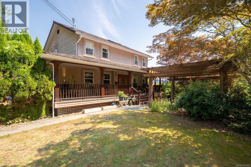7201 Bell Road, Port Alberni, British Columbia, V9Y9E7, Port Alberni, British Columbia — photo 1 of 5