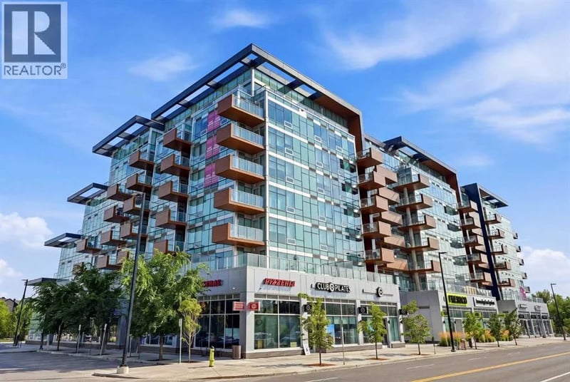 110 18A Street Northwest, Calgary, Alberta, T2N5G5, Calgary, Alberta — photo 1 of 5