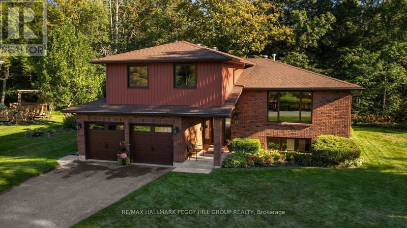 17 Holloway Lane, Springwater (Midhurst), Ontario, L9X0M7, Springwater (Midhurst), Ontario — photo 1 of 5
