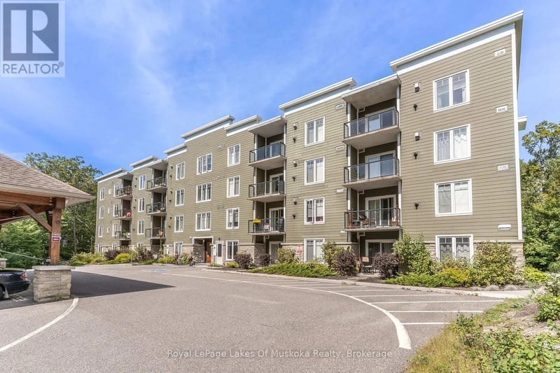 #403 391 James Street West, Gravenhurst (Muskoka (S)), Ontario, P1P0A5, Gravenhurst (Muskoka (S)), Ontario — photo 1 of 5