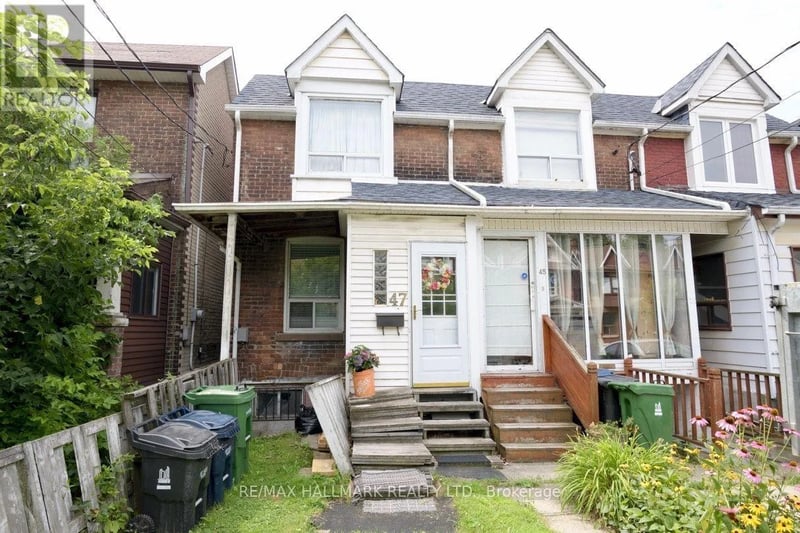 47 Dentonia Park Avenue, Toronto (Crescent Town), Ontario, M4C1W6, Toronto (Crescent Town), Ontario — photo 1 of 5