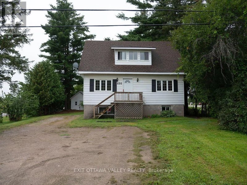 400 Boundary Road East, Pembroke, Ontario, K8A6K7, Pembroke, Ontario — photo 1 of 5