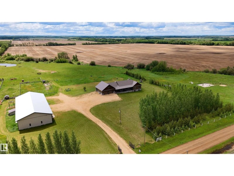 26517 TWP ROAD 584, Rural Westlock County, Alberta, T0G1W0, Rural Westlock County, Alberta — photo 1 of 5