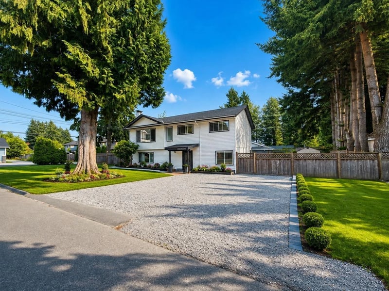 33040 ARBUTUS Avenue, Mission, British Columbia, V2V2R8, Mission, British Columbia — photo 1 of 5